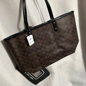 Coach Tote Bag New with Tag